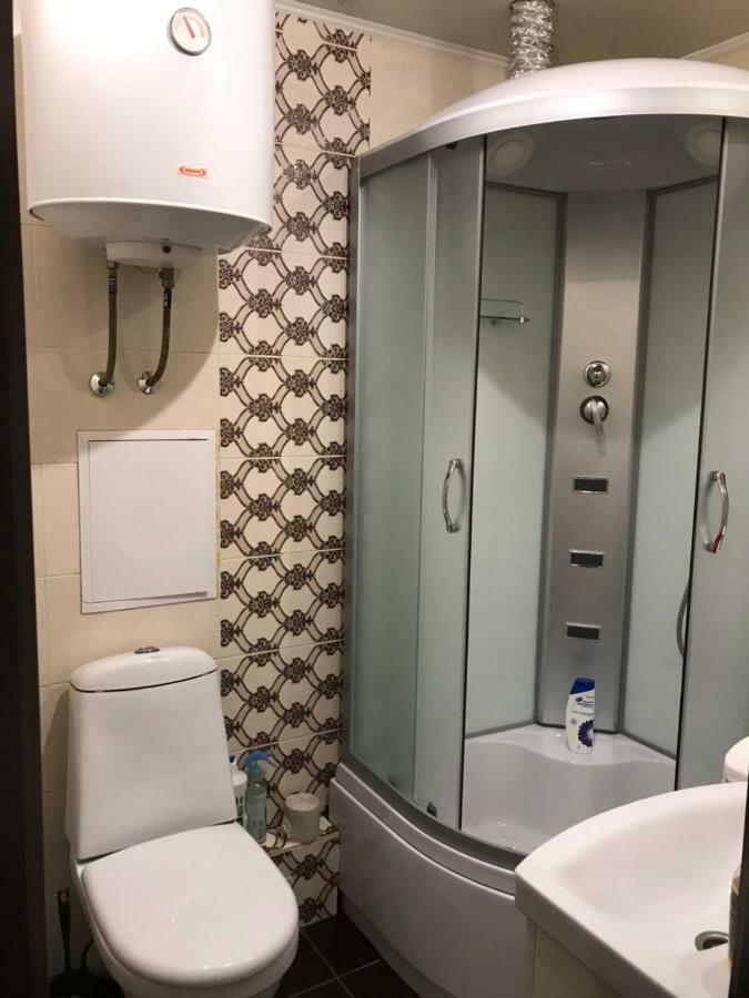 Apartments Gagarina 72 Krivoy Rog Ngoại thất bức ảnh